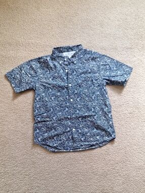 Old Navy Navy and White Swirl Print Shirt